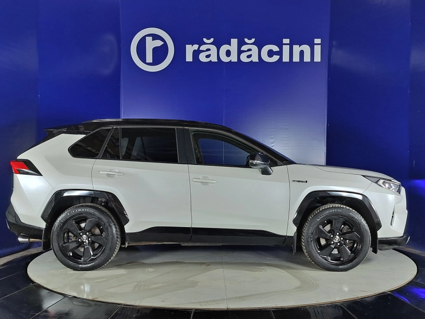 Toyota RAV4 SUV 2020