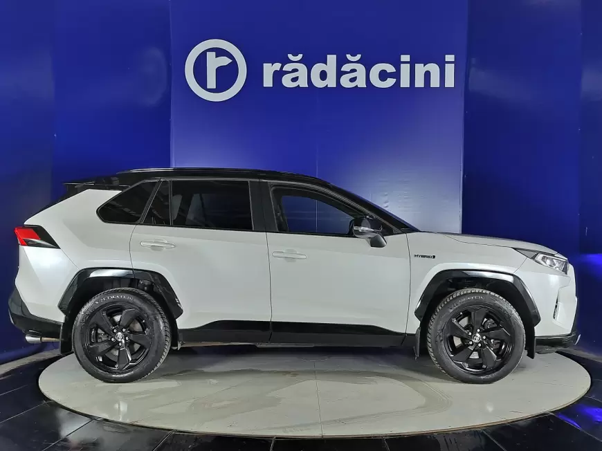 Toyota RAV4 SUV 2020