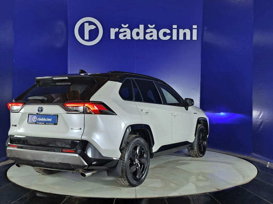 Toyota RAV4 SUV 2020