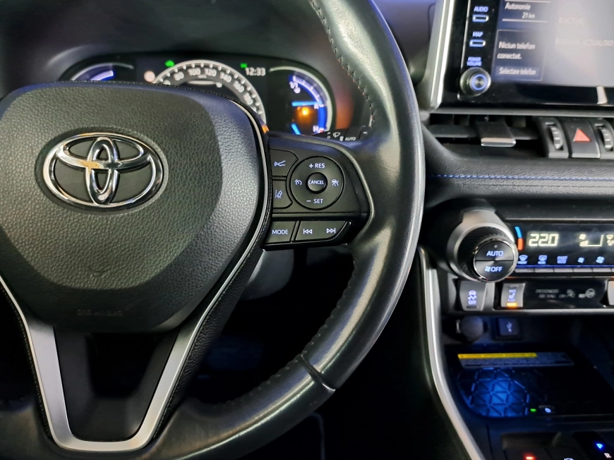 Toyota RAV4 SUV 2020