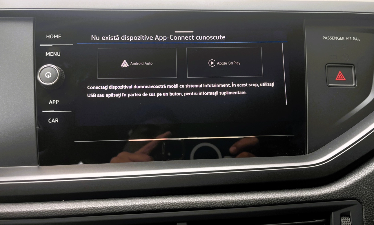 Volkswagen Polo 1.0 MPI Base Hatchback 2024