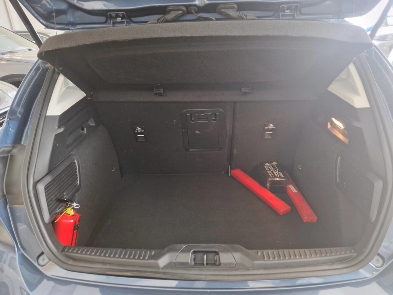 FORD FOCUS HB 1.0 ECOBOOST MHEV 125CP TITANIUM DESIGN AT7 2023