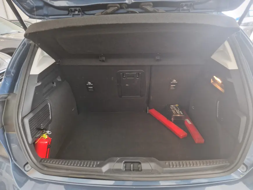 FORD FOCUS HB 1.0 ECOBOOST MHEV 125CP TITANIUM DESIGN AT7 2023