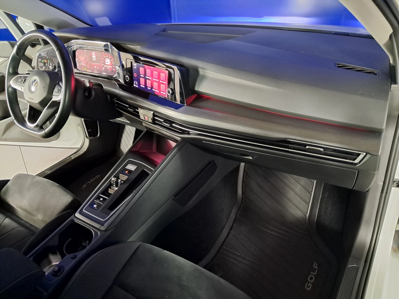 VOLKSWAGEN GOLF VIII 2.0 TDI 150CP DSG STYLE 2020