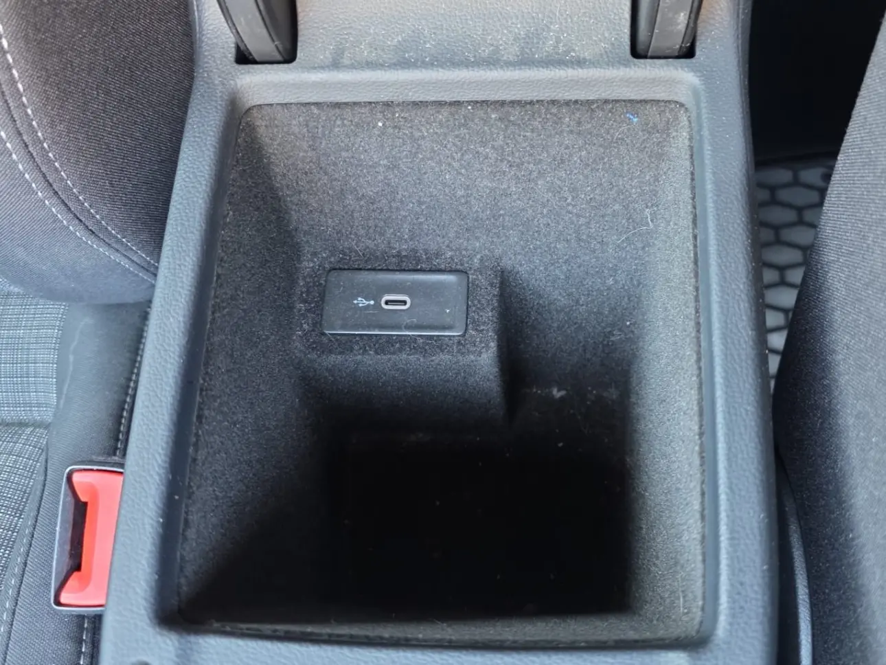 VOLKSWAGEN PASSAT 1.6 TDI 120CP DSG COMFORTLINE 2020
