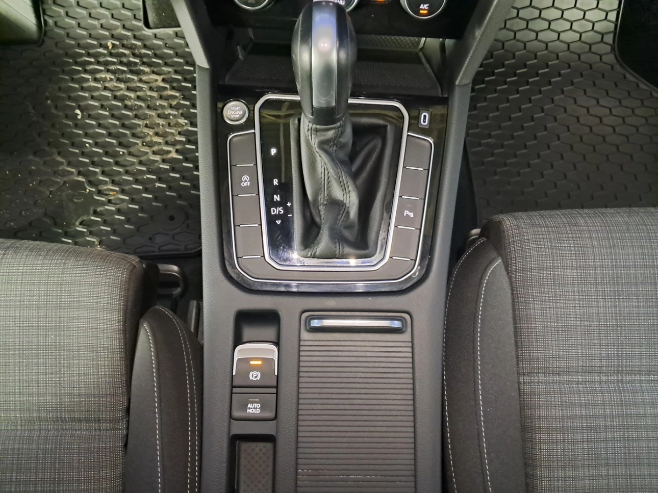 VOLKSWAGEN PASSAT 2.0 TDI 190CP DSG COMFORTLINE 2020
