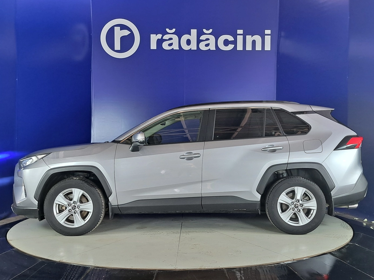 Toyota RAV 4 SUV 2019