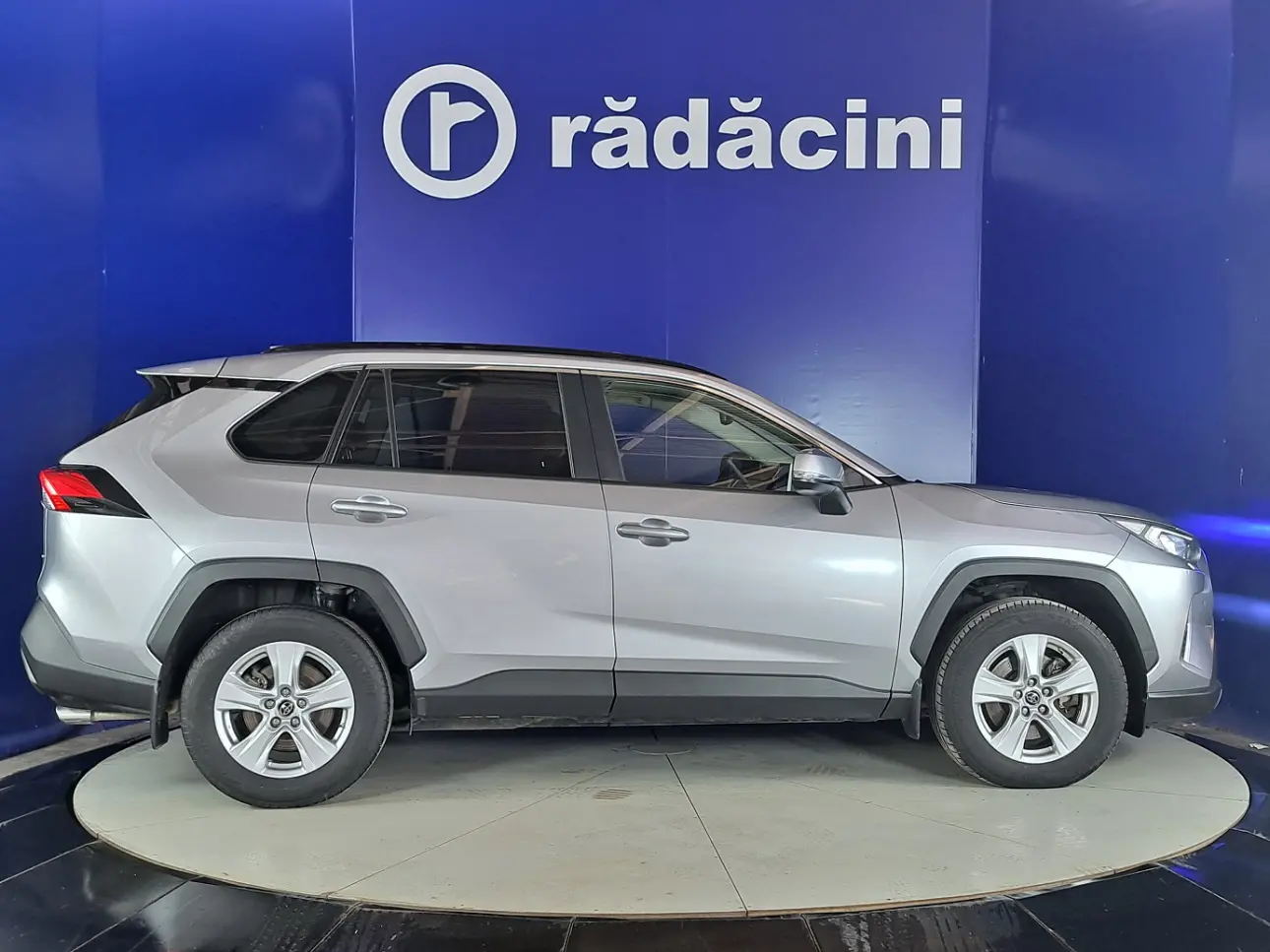 Toyota RAV 4 SUV 2019