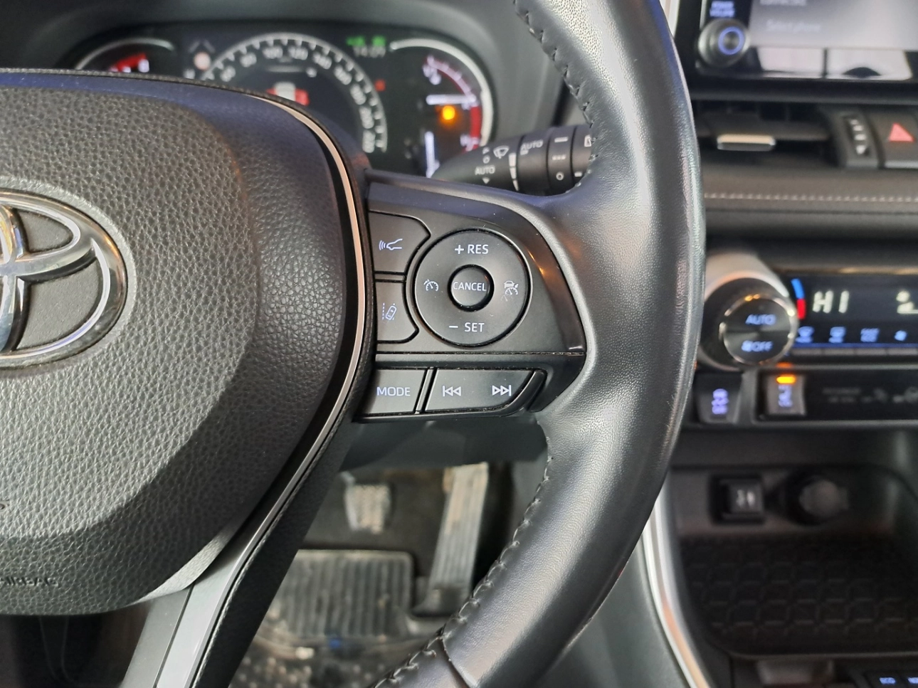 Toyota RAV 4 SUV 2019