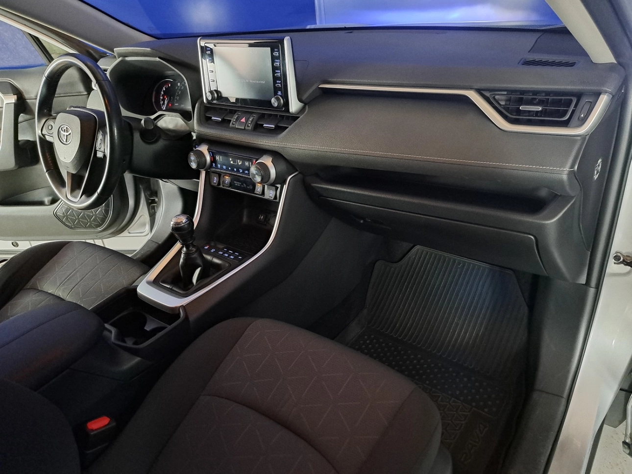 Toyota RAV 4 SUV 2019