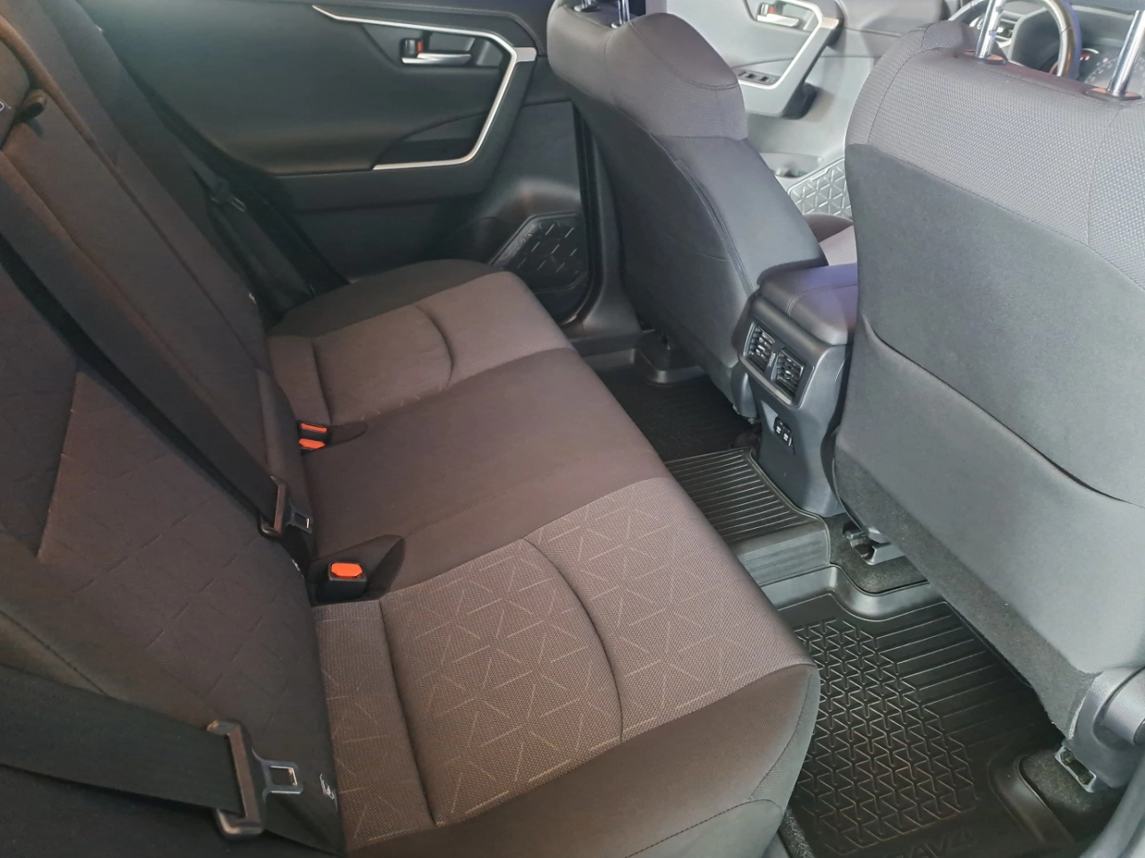 Toyota RAV 4 SUV 2019