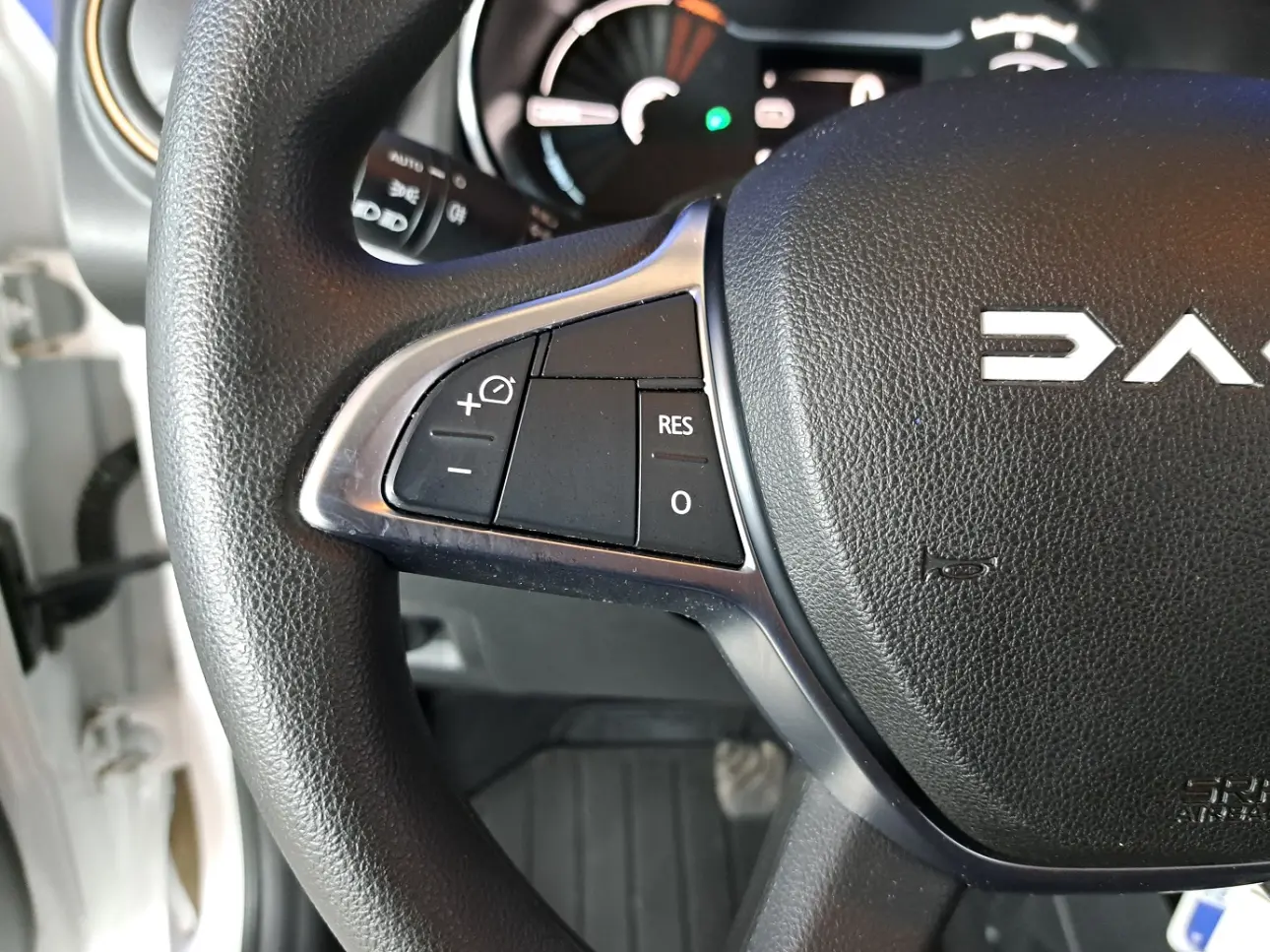 Dacia SPRING Hatchback 2023