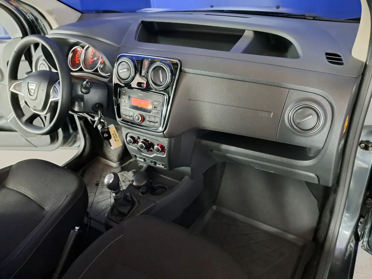 DACIA DOKKER