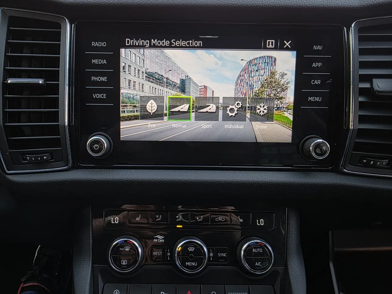 SKODA KODIAQ 2.0 TDI 150CP DSG 4x4 STYLE 2022