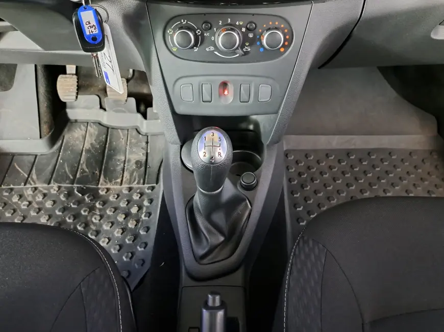 DACIA LOGAN