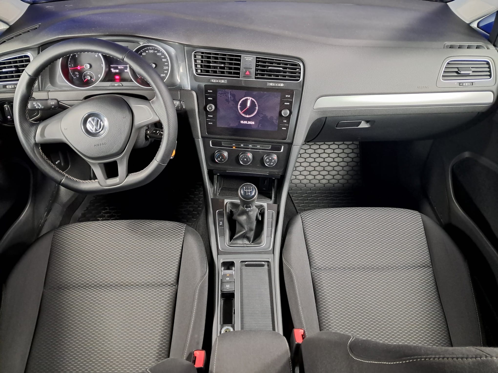VOLKSWAGEN Golf 2019 — imagine 12
