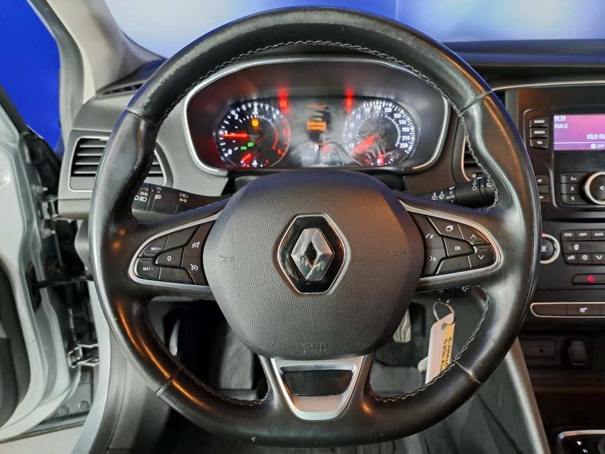 Renault MEGANE Hatchback 2021