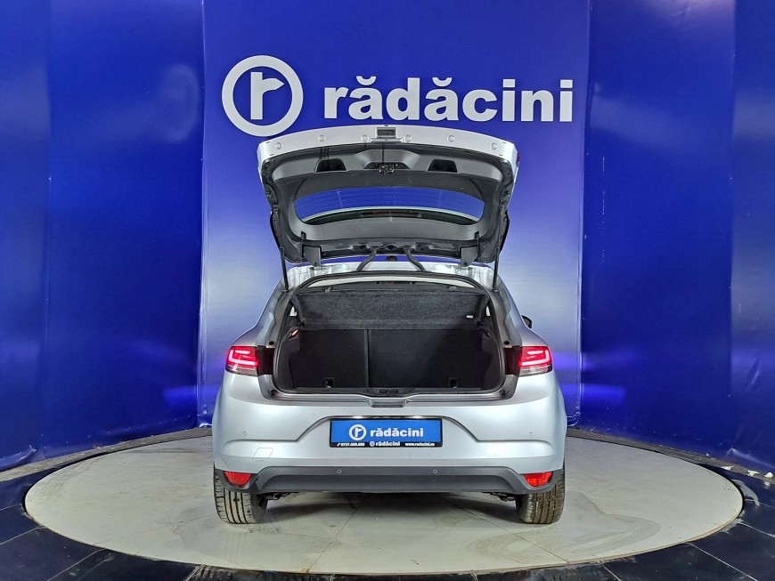 Renault MEGANE Hatchback 2021