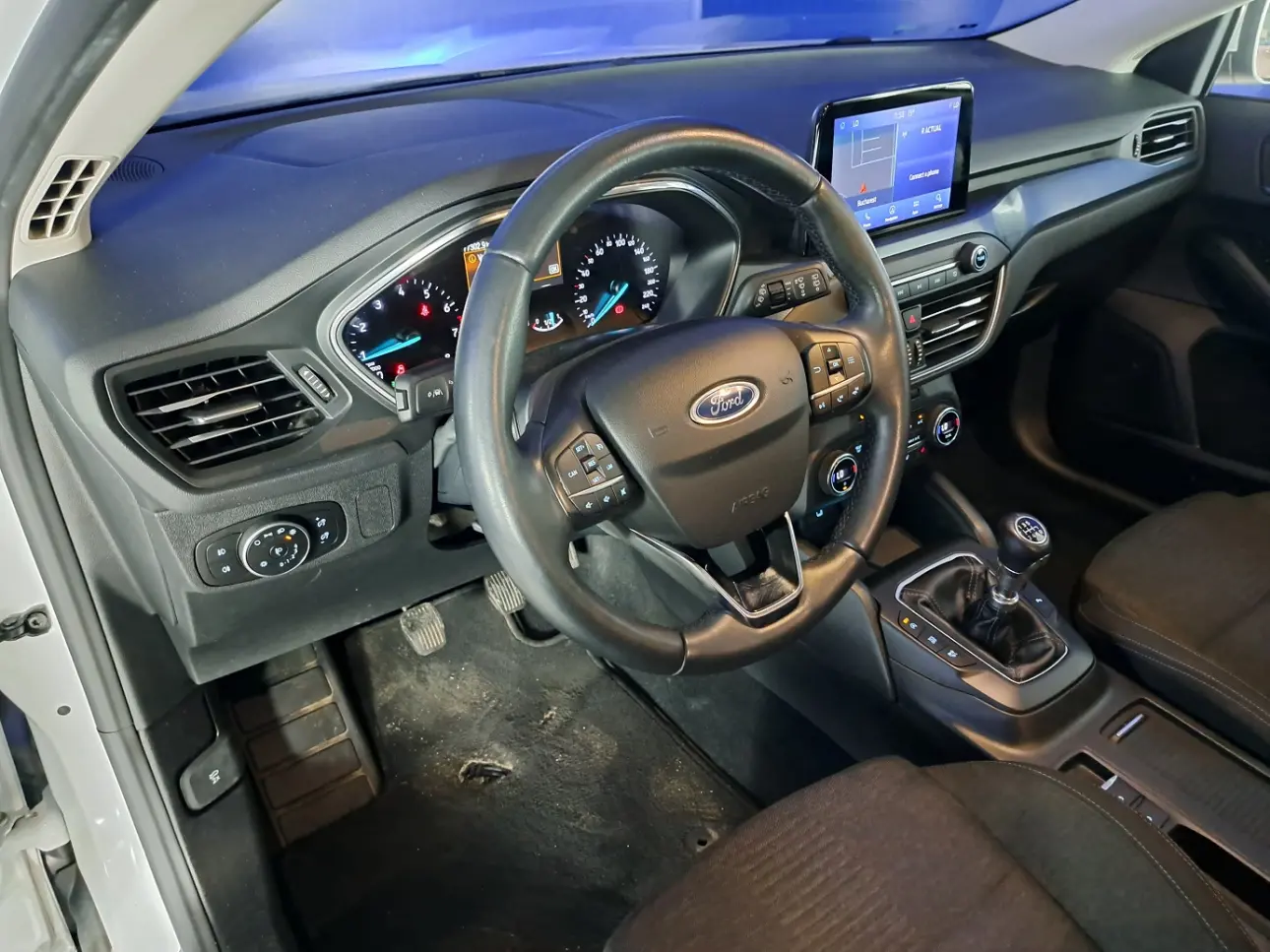FORD FOCUS