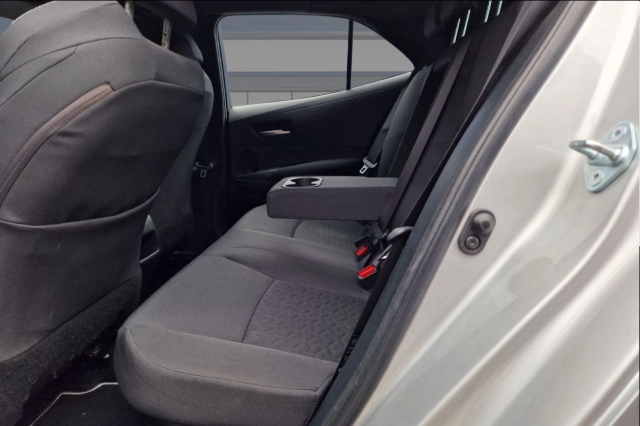 TOYOTA COROLLA HB 1.8 HYBRID DYNAMIC HSD E-CVT 2021