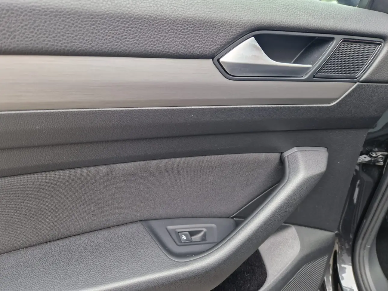 VOLKSWAGEN PASSAT SEDAN Advance 2.0 TDI