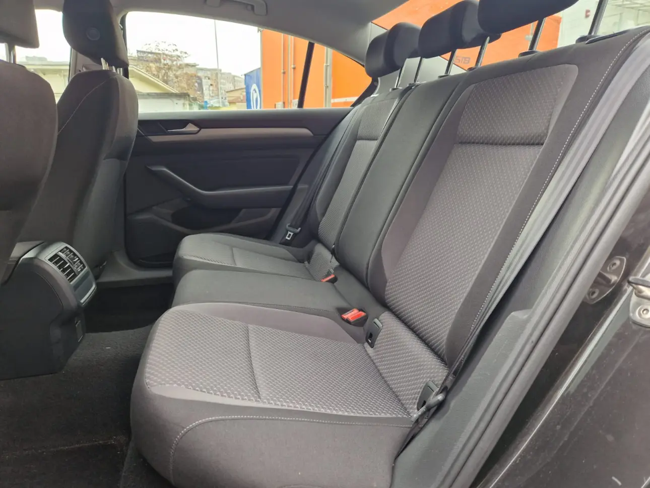 VOLKSWAGEN PASSAT SEDAN Advance 2.0 TDI