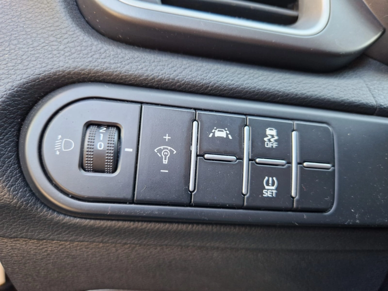 KIA XCEED 1.5 T-GDi Hybrid Electric 7DCT City+