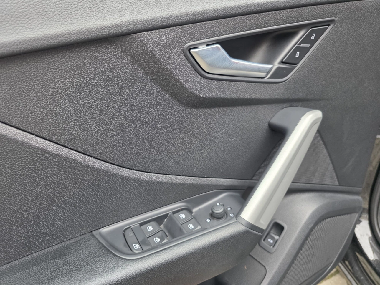 AUDI Q2 1.5 35 TFSI S TRONIC