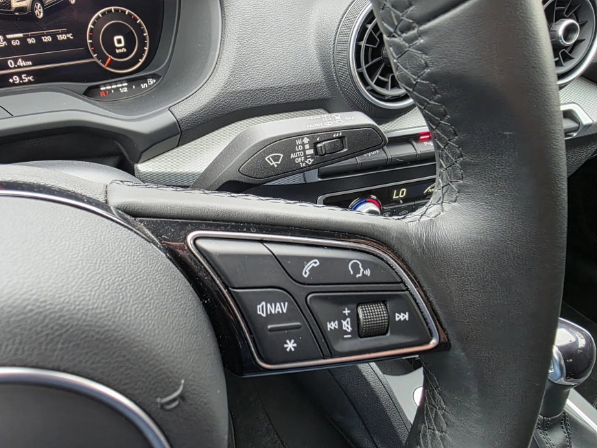 AUDI Q2 1.5 35 TFSI S TRONIC