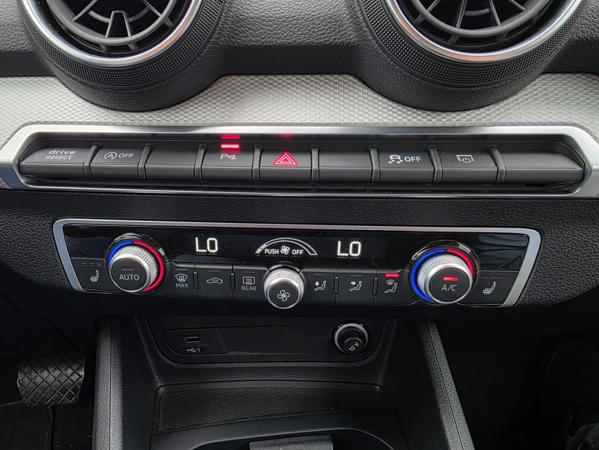 AUDI Q2 1.5 35 TFSI S TRONIC