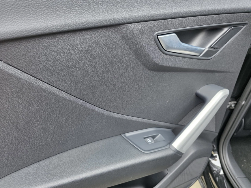 AUDI Q2 1.5 35 TFSI S TRONIC