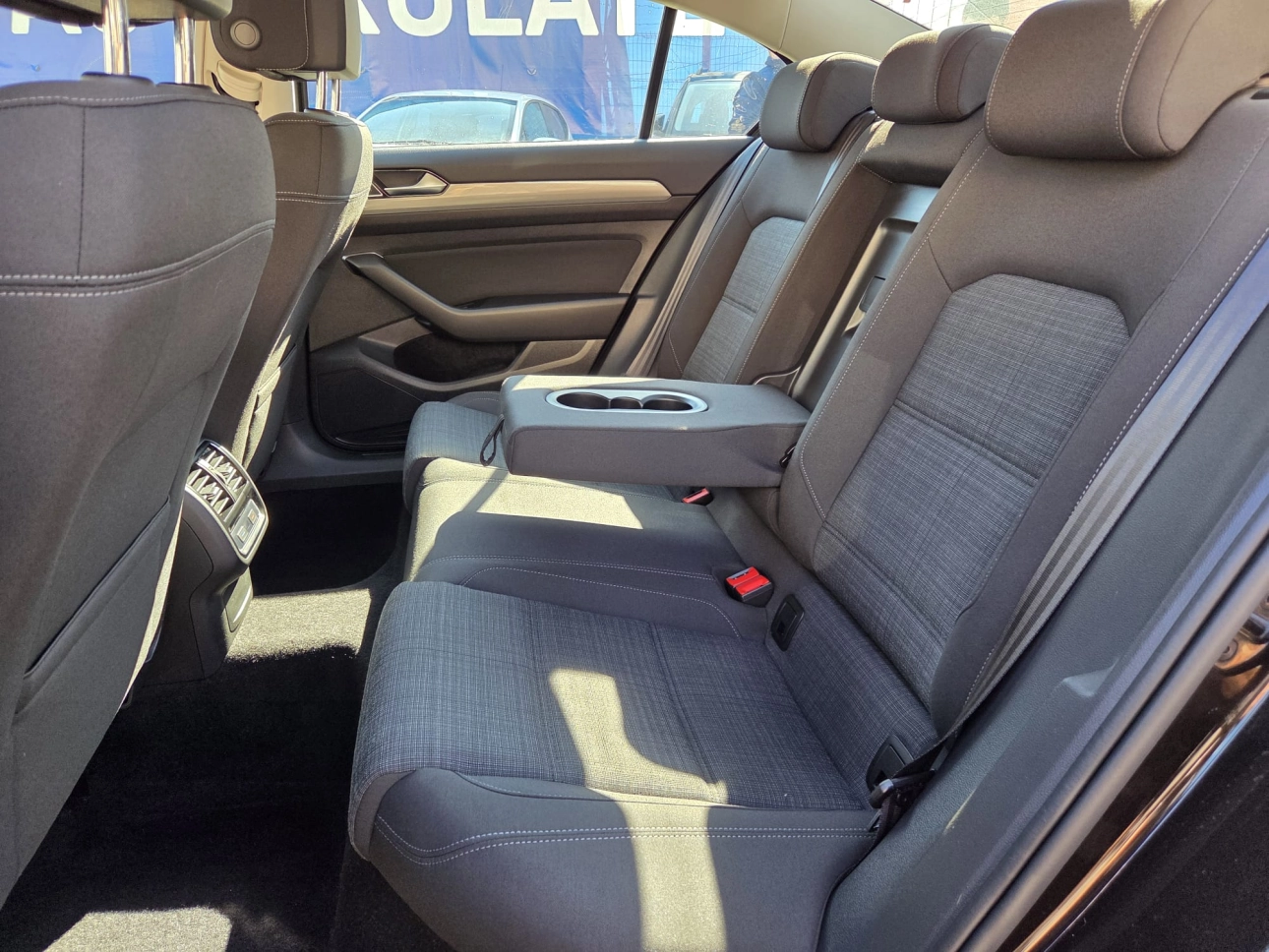 VOLKSWAGEN PASSAT Comfortline 2.0 TDI DSG 150 CP