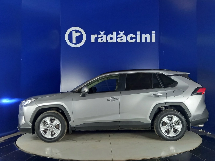TOYOTA RAV 4