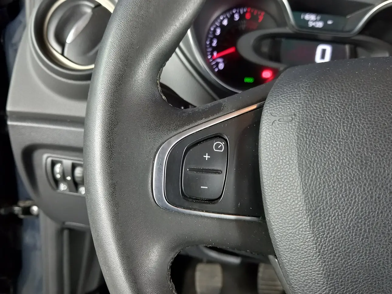 Renault CAPTUR SUV 2017