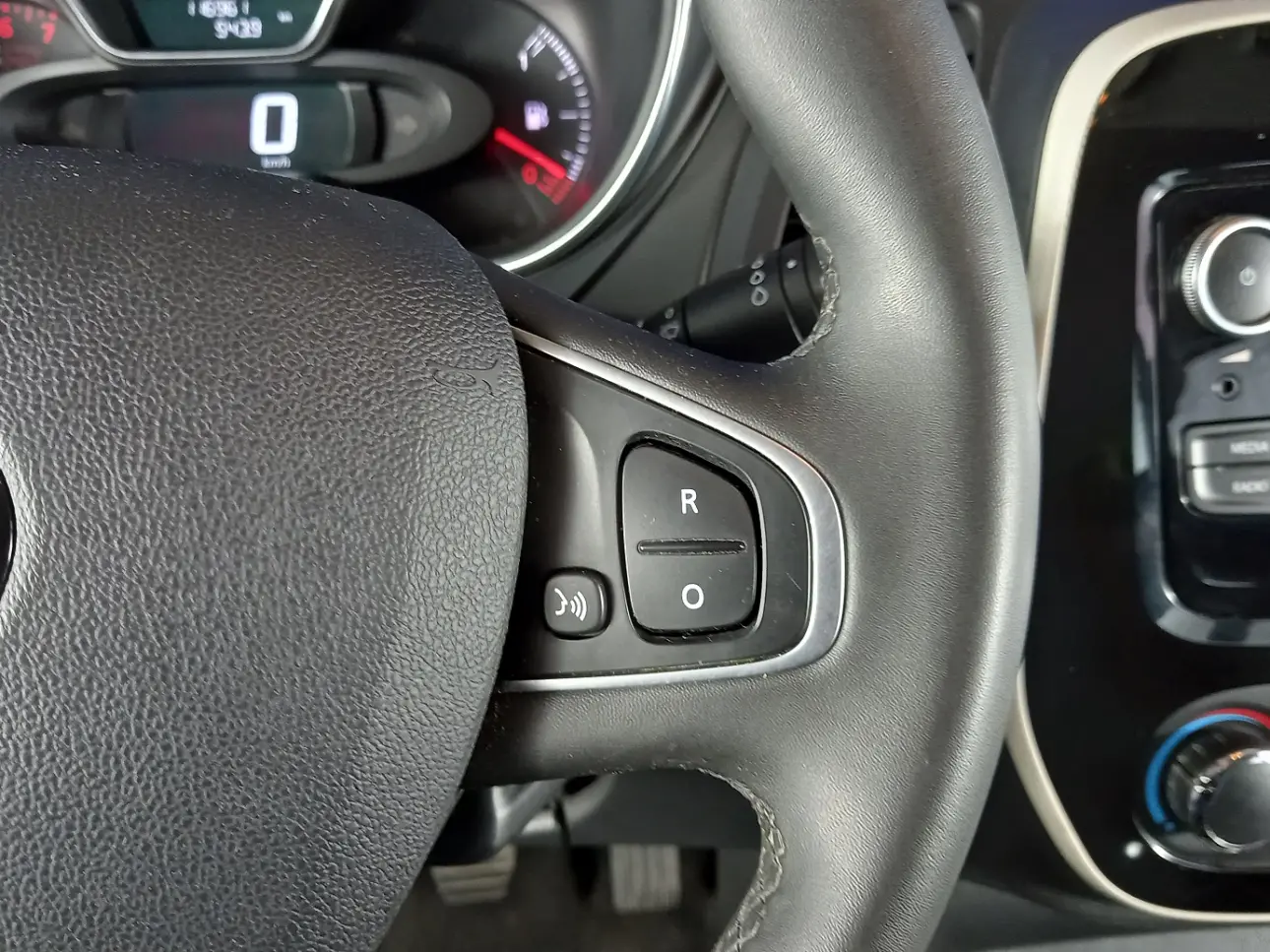 Renault CAPTUR SUV 2017