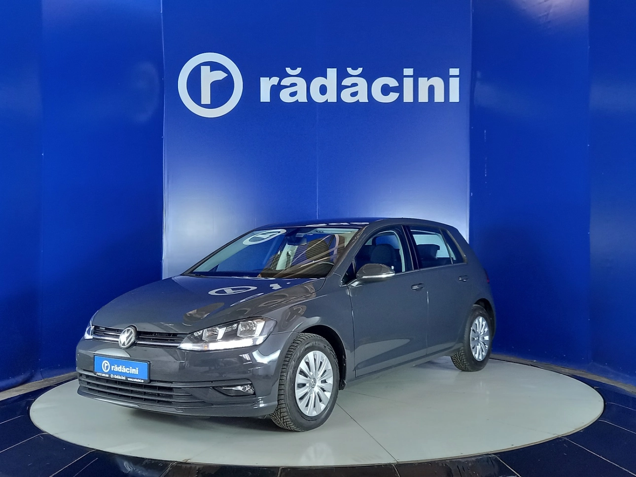 Volkswagen GOLF Hatchback 2019