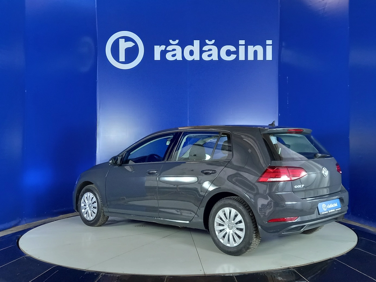 Volkswagen GOLF Hatchback 2019