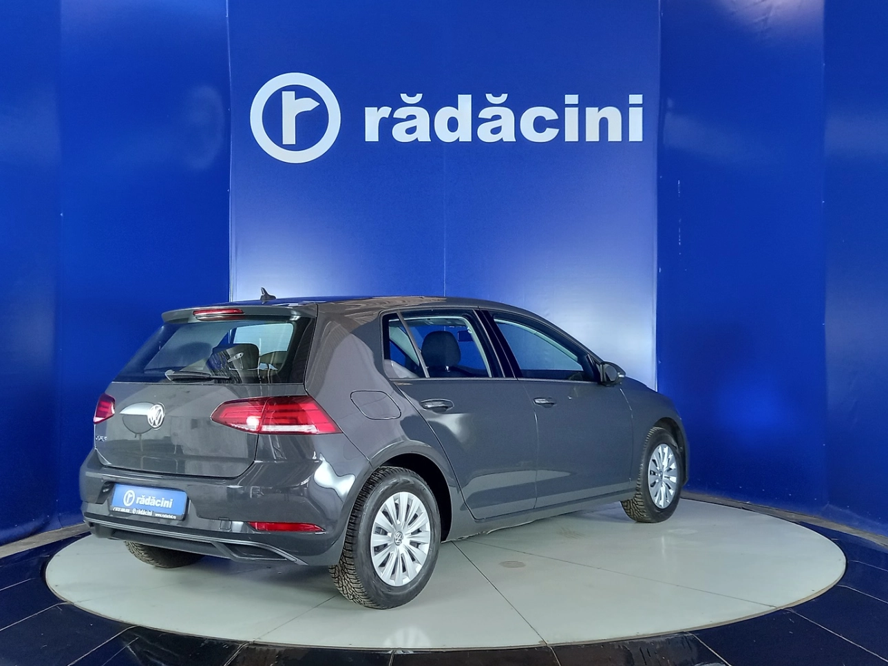 Volkswagen GOLF Hatchback 2019