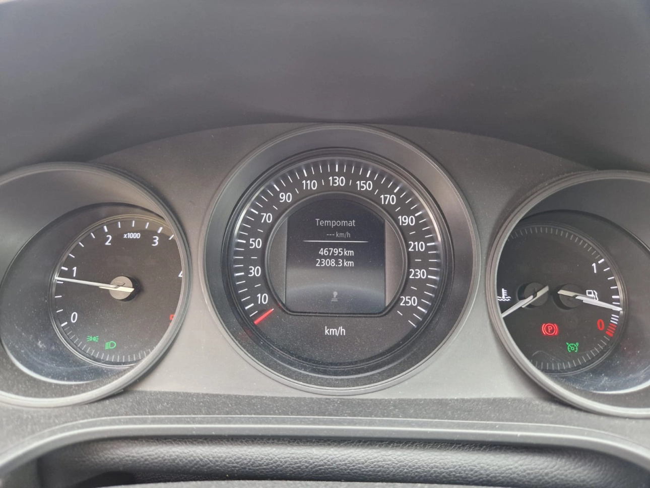 RENAULT MEGANE HB 1.5 Blue dCi 116CP MT6 ZEN 2020