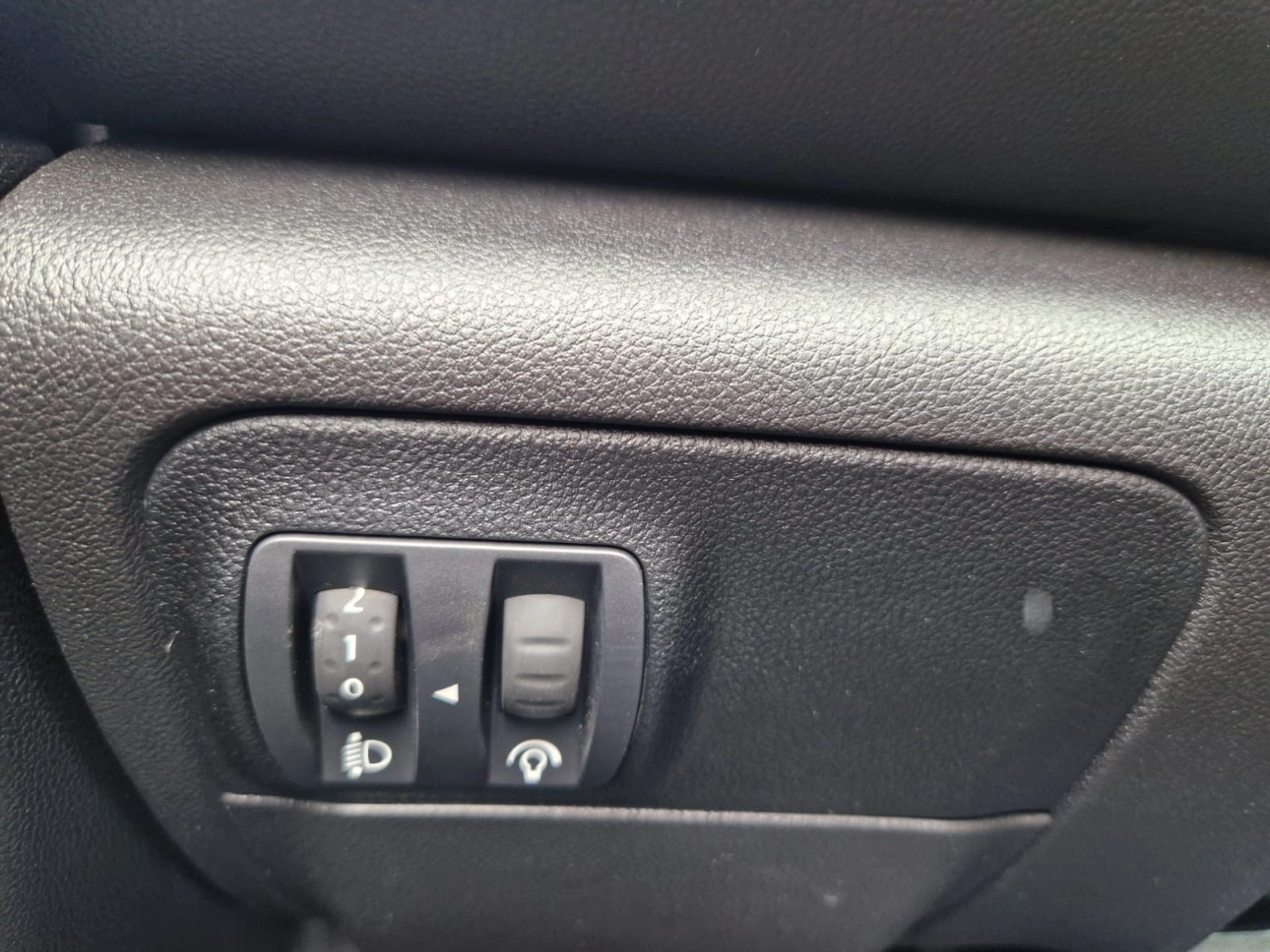 RENAULT MEGANE HB 1.5 Blue dCi 116CP MT6 ZEN 2020