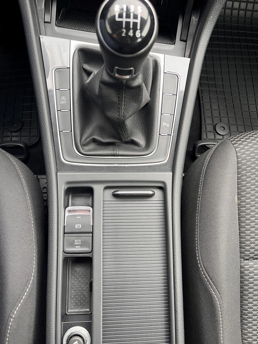 Volkswagen Golf Hatchback 2019