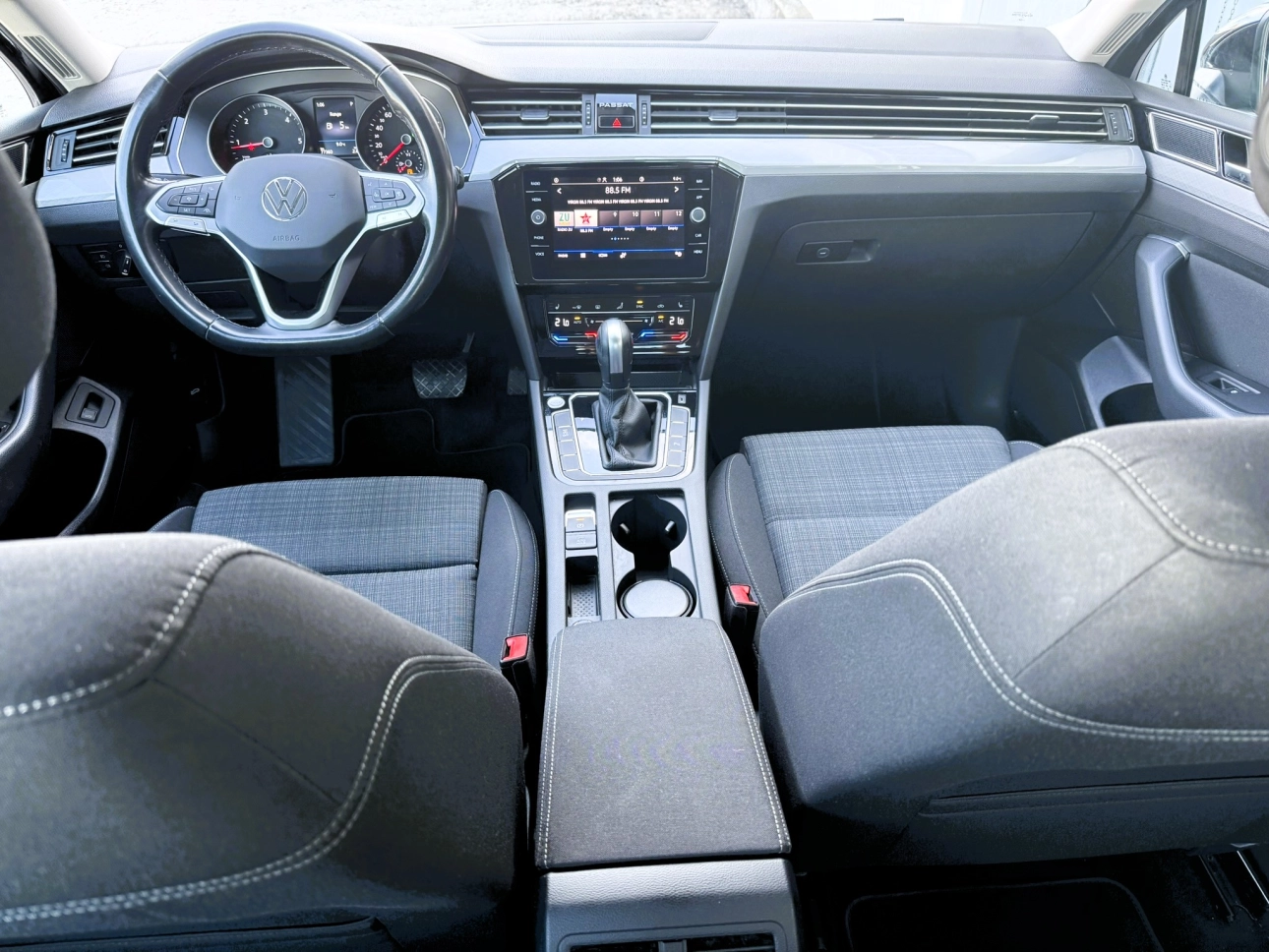 Volkswagen Passat Sedan 2021