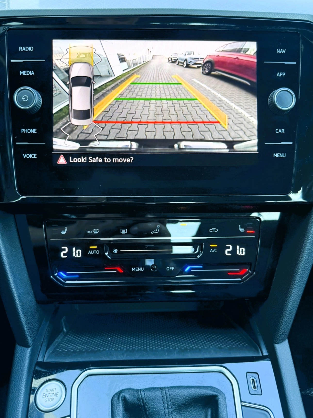 Volkswagen Passat Sedan 2021