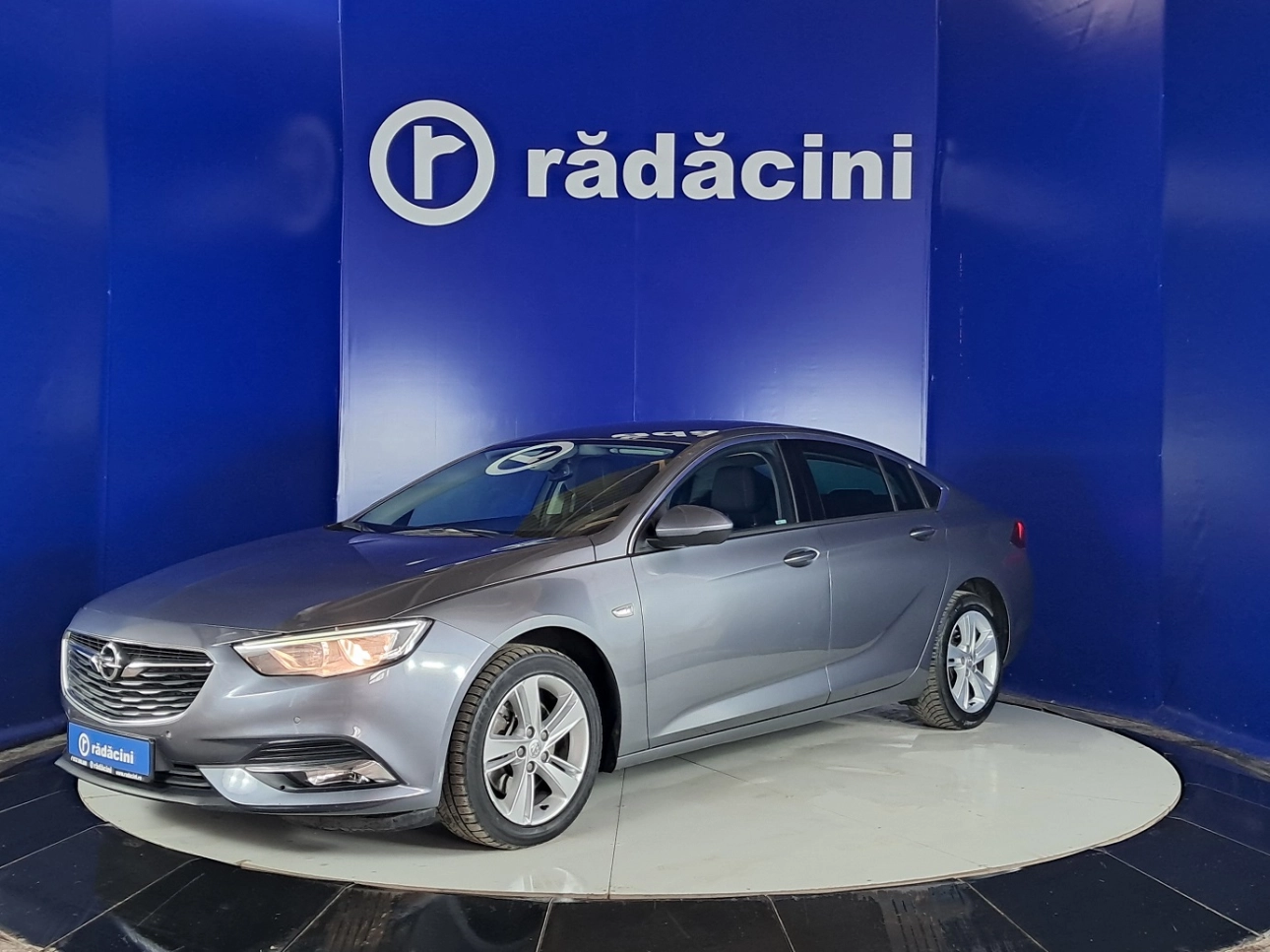 Opel INSIGNIA Sedan 2017