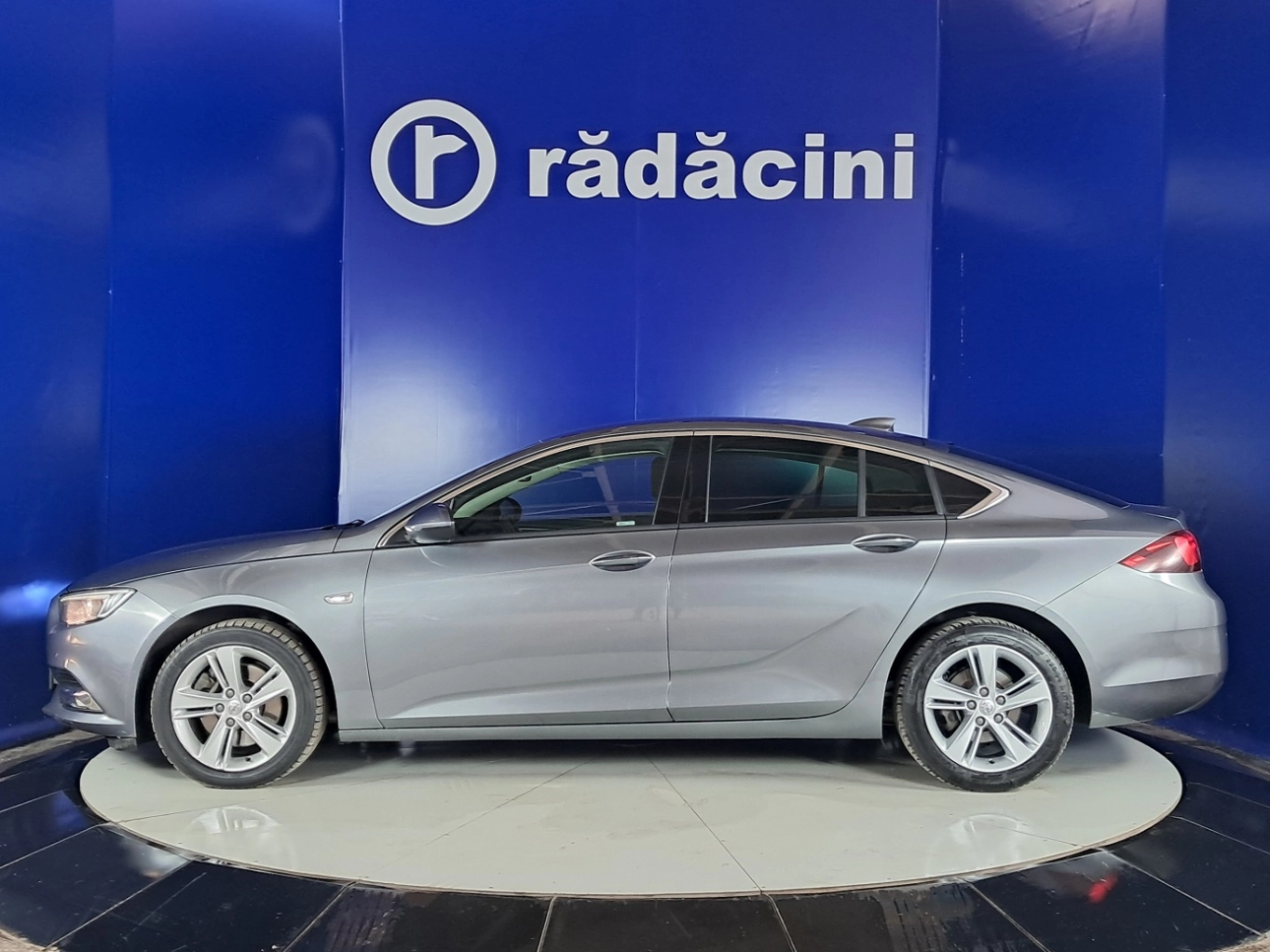 Opel INSIGNIA Sedan 2017