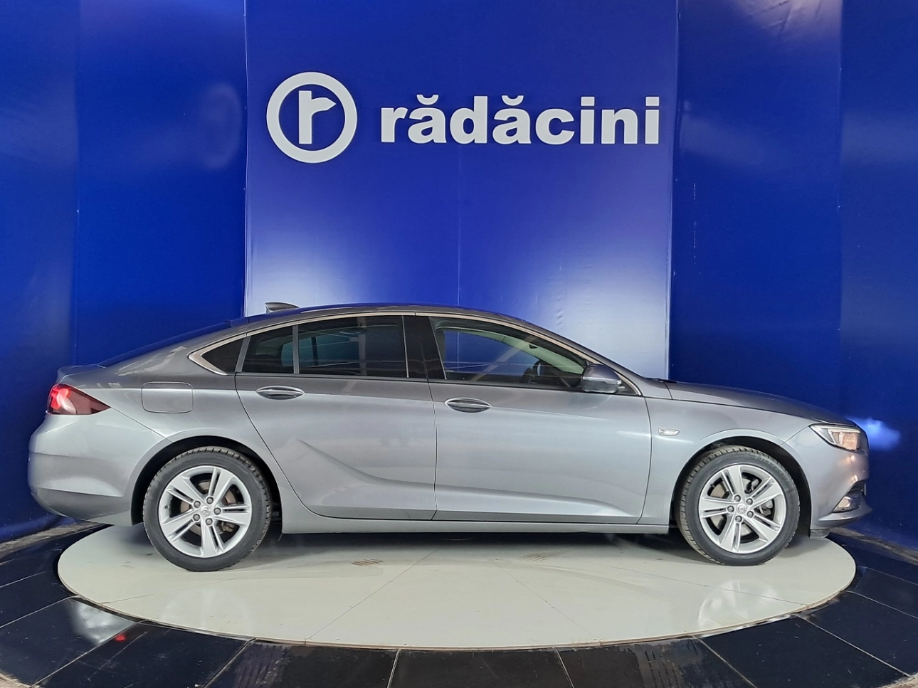 Opel INSIGNIA Sedan 2017