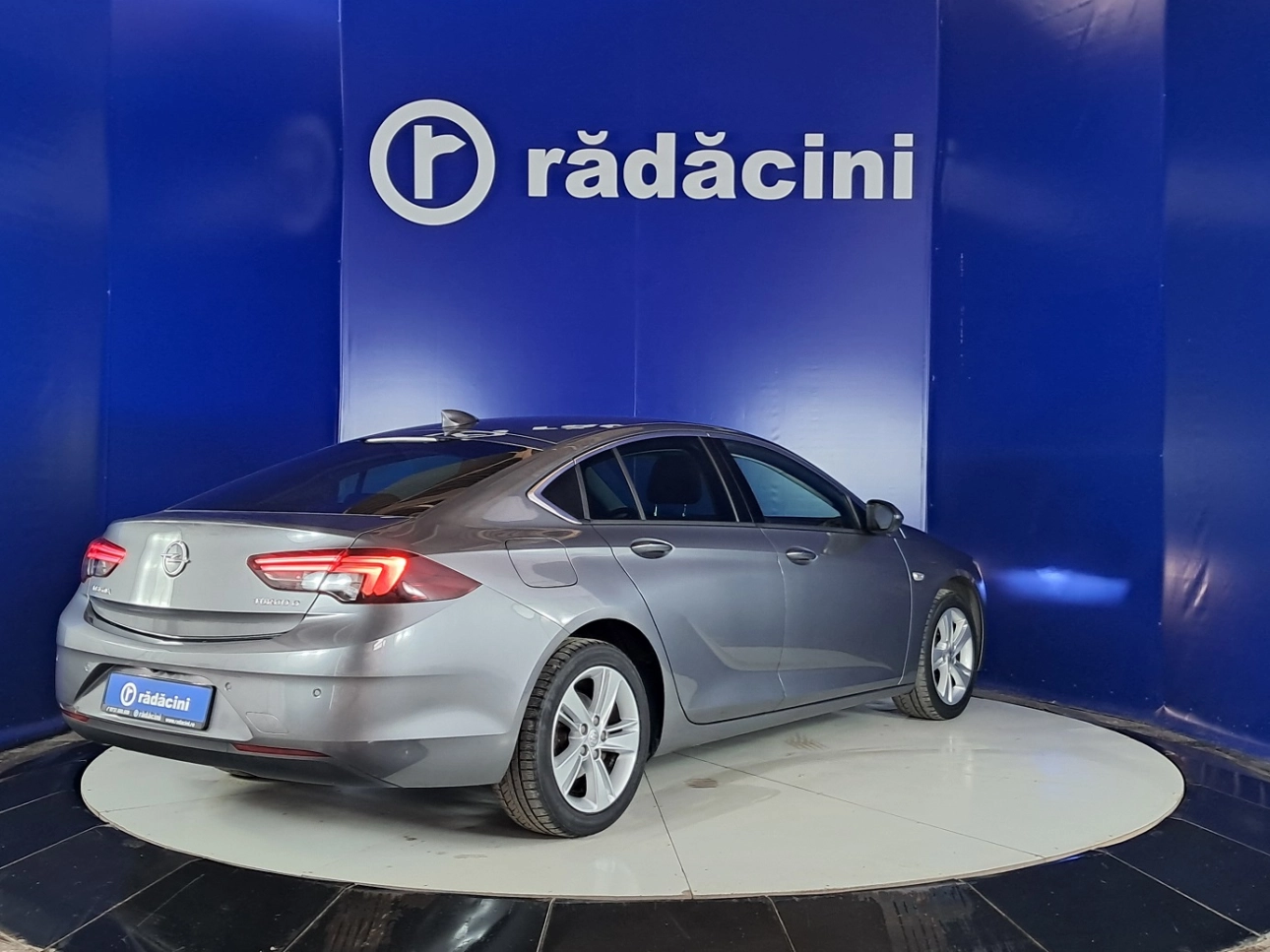 Opel INSIGNIA Sedan 2017