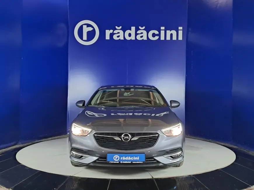 Opel INSIGNIA Sedan 2017