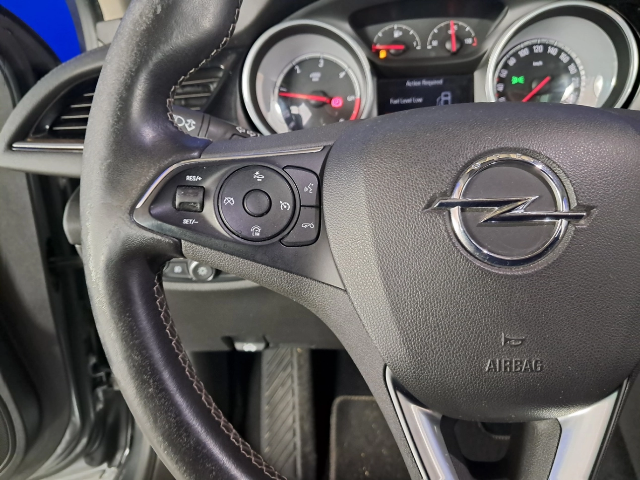 Opel INSIGNIA Sedan 2017