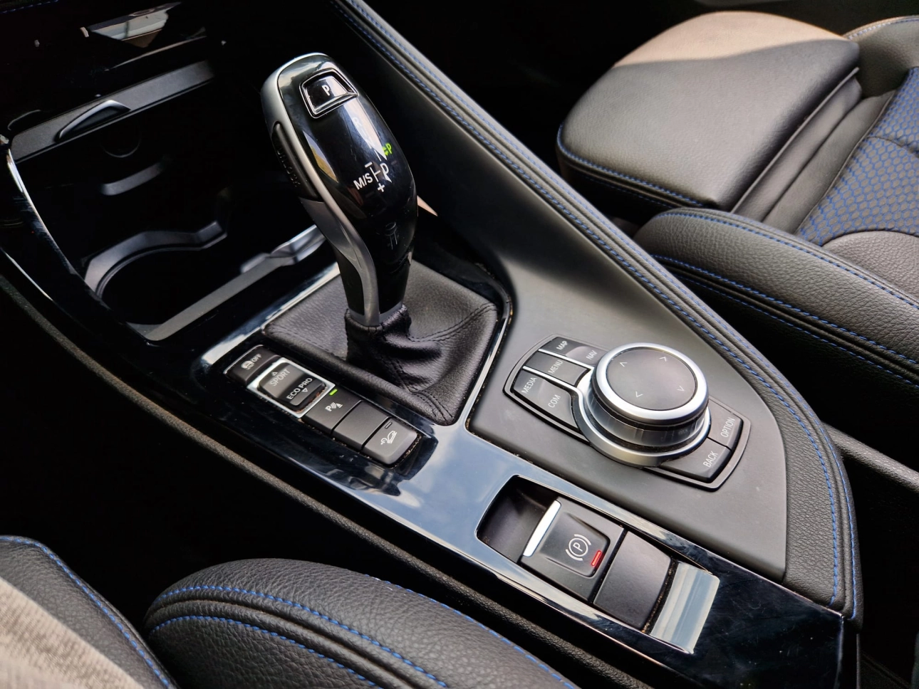 BMW X1 2.0 xDrive18d 150CP AT M SPORT 2020